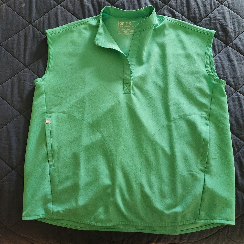 Figs, Rafaaela top, XS, Surgical Green